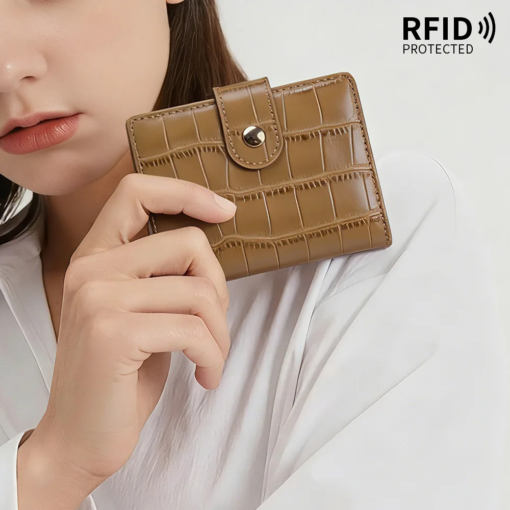 Crocodile Pattern RFID Card Wallet - Leather Snap Closure Credit Card Organizer, Compact Holder for Cards & Daily Use
Crocodile Pattern RFID Card Wallet - Leather Snap Closure Credit Card Organizer, Compact Holder for Cards & Daily Use