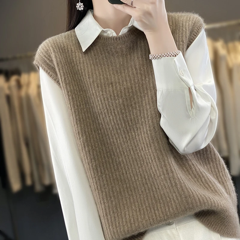 2023 Autumn Winter New Women's Vest 100% Wool Sweaters Vest Loose Fashion Waistcoat Female O-Neck Sleeveless Knitted Pullover
2023 Autumn Winter New Women's Vest 100% Wool Sweaters Vest Loose Fashion Waistcoat Female O-Neck Sleeveless Knitted Pullover