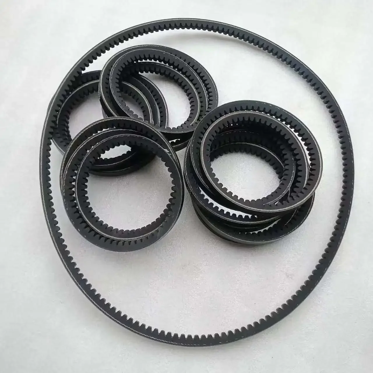QX102398 QX100592 QX100590 OEM QX109618 QX112271 Belt&Blower Belt Industrial Air Compressor Parts
QX102398 QX100592 QX100590 OEM QX109618 QX112271 Belt&Blower Belt Industrial Air Compressor Parts