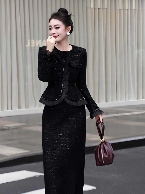 Fall Winter New Style Lightweight Luxury Fashion Design Small Fragrance Wind Dress with High Waist A-Line Skirt
Fall Winter New Style Lightweight Luxury Fashion Design Small Fragrance Wind Dress with High Waist A-Line Skirt