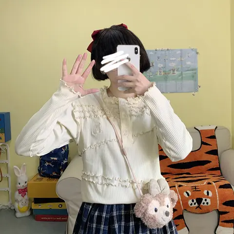 Bebobsons Women's T-shirts Soft Casual Long-sleeved teeshirts Spring New Female Basic Bottoming Cotton Beige TShirt Tops