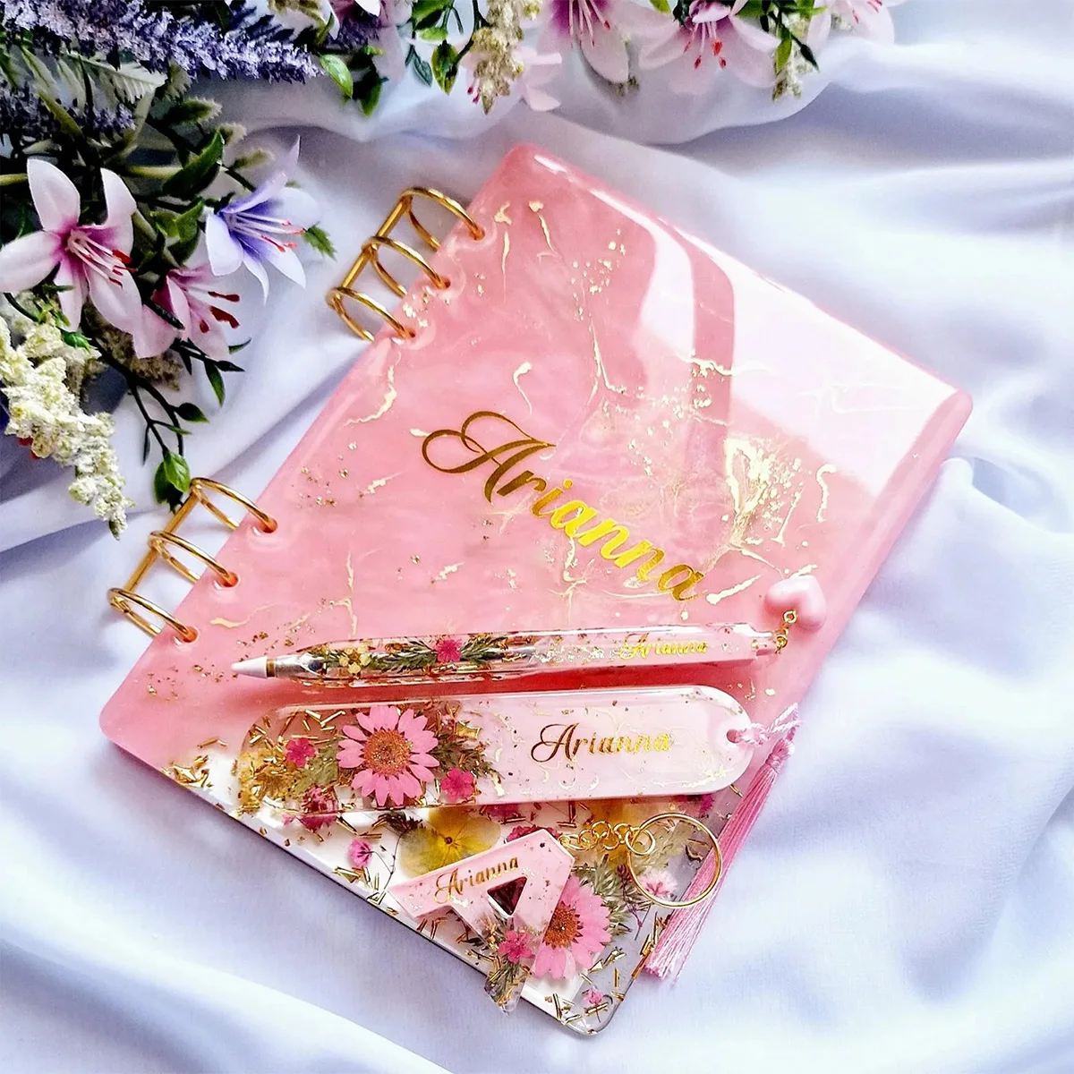 A5 A6 A7 Notebook Cover Transparent Pen Bookmark Resin Silicone Molds Kit Epoxy Resin Mold for Diy Notebook Stationery Crafting
A5 A6 A7 Notebook Cover Transparent Pen Bookmark Resin Silicone Molds Kit Epoxy Resin Mold for Diy Notebook Stationery Crafting