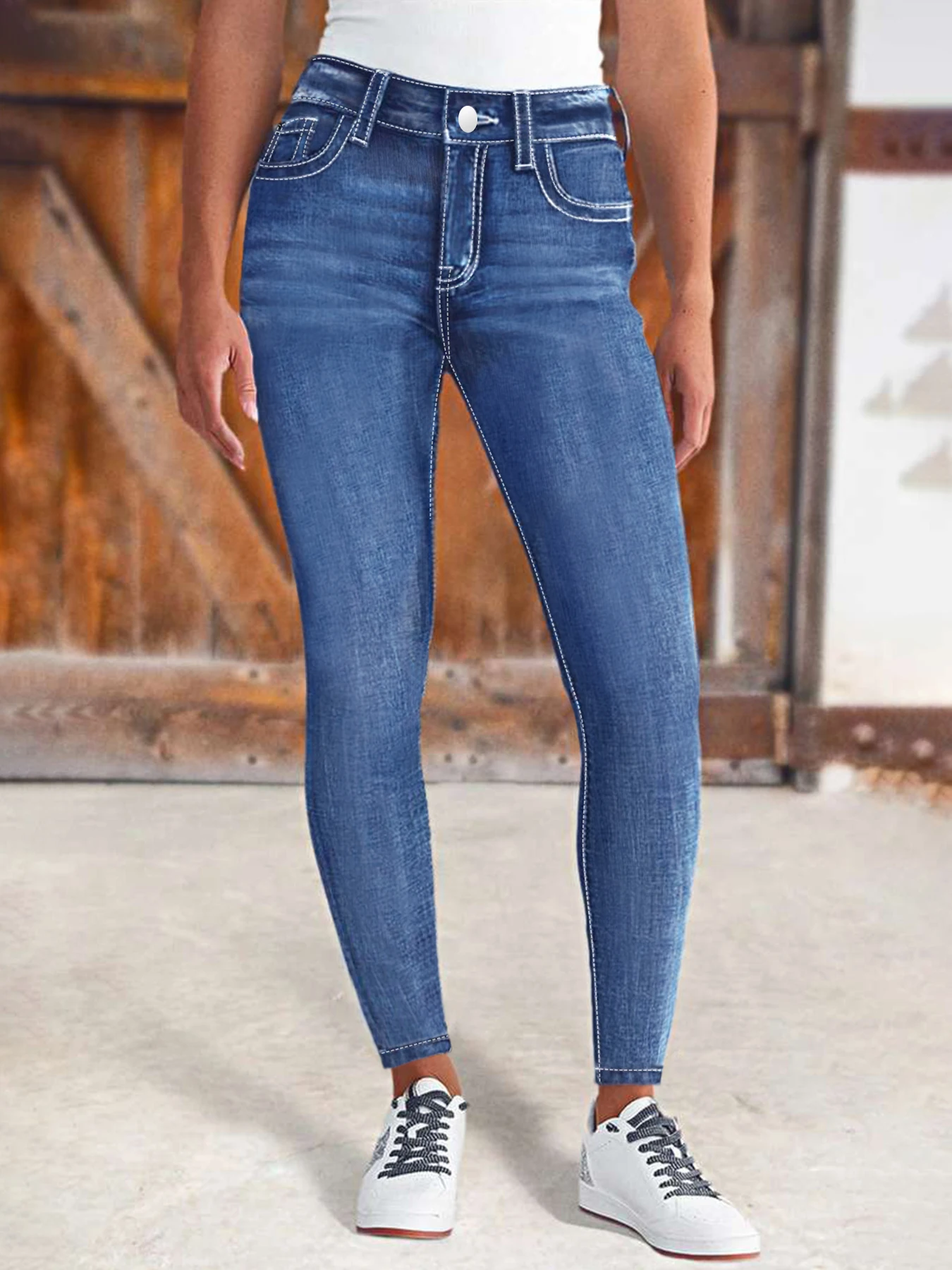 Women's Plus Size Blue Gray Washed Denim Jeans, Flap Pocket Ripped Detail Stretchy Hip-Lifting Slim Fit Daily Skinny Long Pants
Women's Plus Size Blue Gray Washed Denim Jeans, Flap Pocket Ripped Detail Stretchy Hip-Lifting Slim Fit Daily Skinny Long Pants