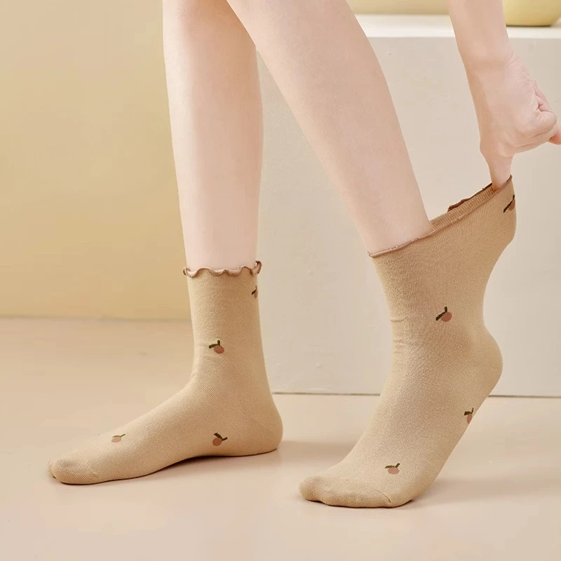 5 Pairs of Women's Multi Pleated Edge Mid Tube Printed Socks Comfortable and Soft Round Neck Sports Socks Long Tube Socks
5 Pairs of Women's Multi Pleated Edge Mid Tube Printed Socks Comfortable and Soft Round Neck Sports Socks Long Tube Socks