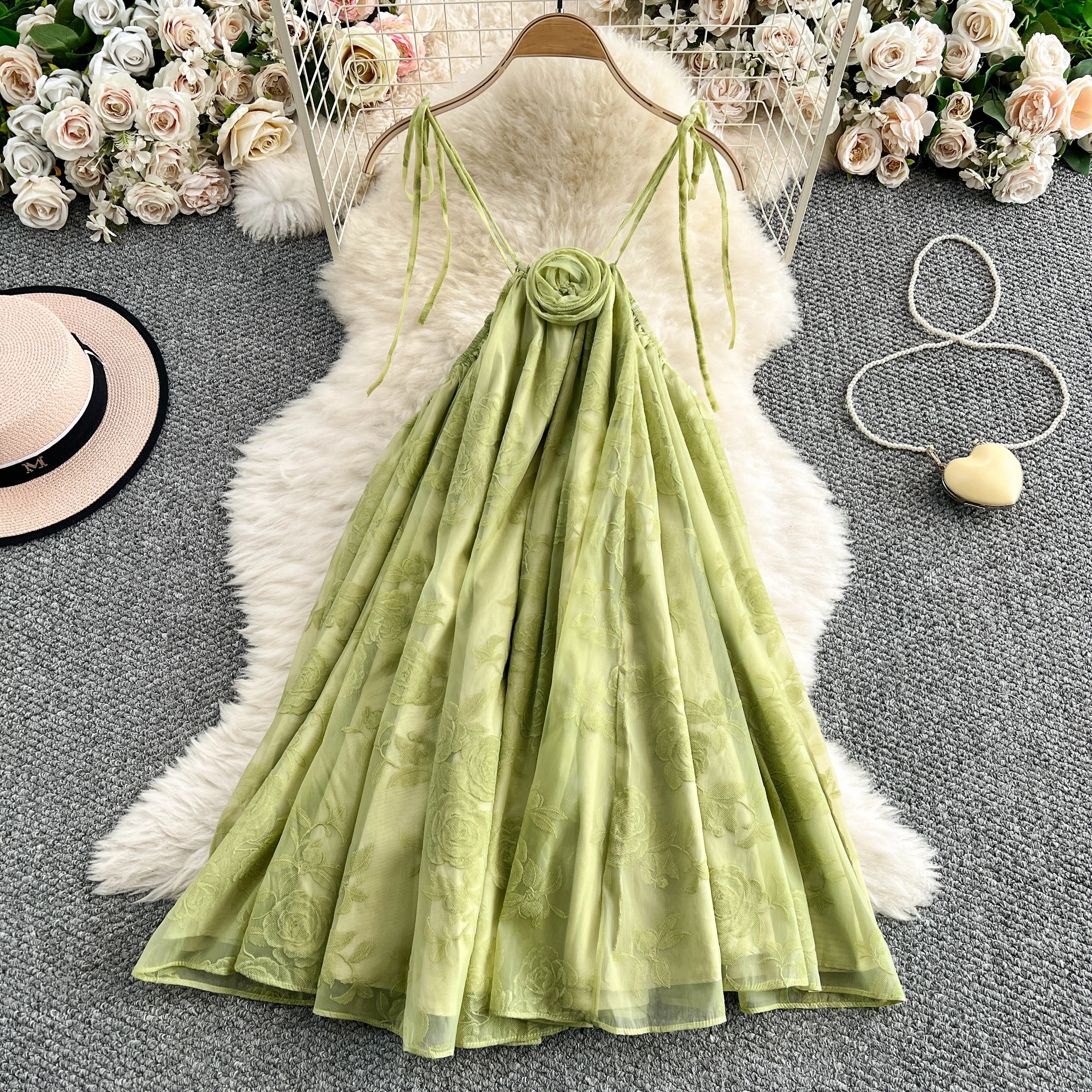 Clothland Women Elegant Floral Green Dress Spaghetti Straps Sleeveless Backless Beach Wear Mini Dresses Vestido QE043
Clothland Women Elegant Floral Green Dress Spaghetti Straps Sleeveless Backless Beach Wear Mini Dresses Vestido QE043