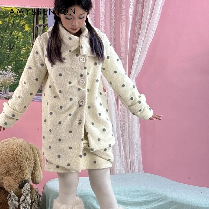 Original Design Woolen Polka Dot Women's Blazer Jacket 2025 Autumn Winter New Versatile Sweet Cute Short Skirts Suits Ladies
Original Design Woolen Polka Dot Women's Blazer Jacket 2025 Autumn Winter New Versatile Sweet Cute Short Skirts Suits Ladies