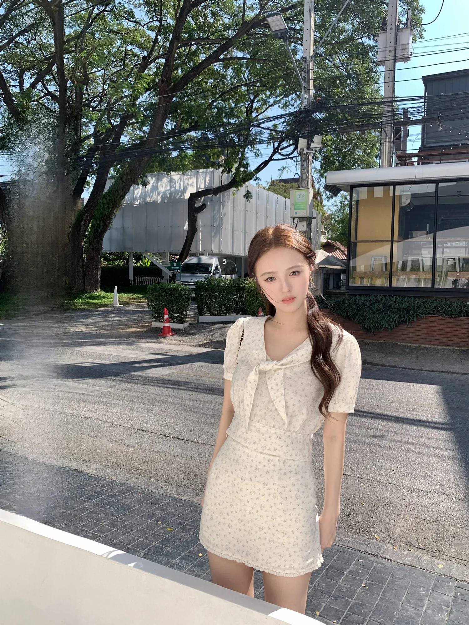 Neurcz Spring Floral ort Sve Navy Collar Women's Top And High Waist f Skirt Two-Piece Set Faionable Casual Outfit
Neurcz Spring Floral ort Sve Navy Collar Women's Top And High Waist f Skirt Two-Piece Set Faionable Casual Outfit