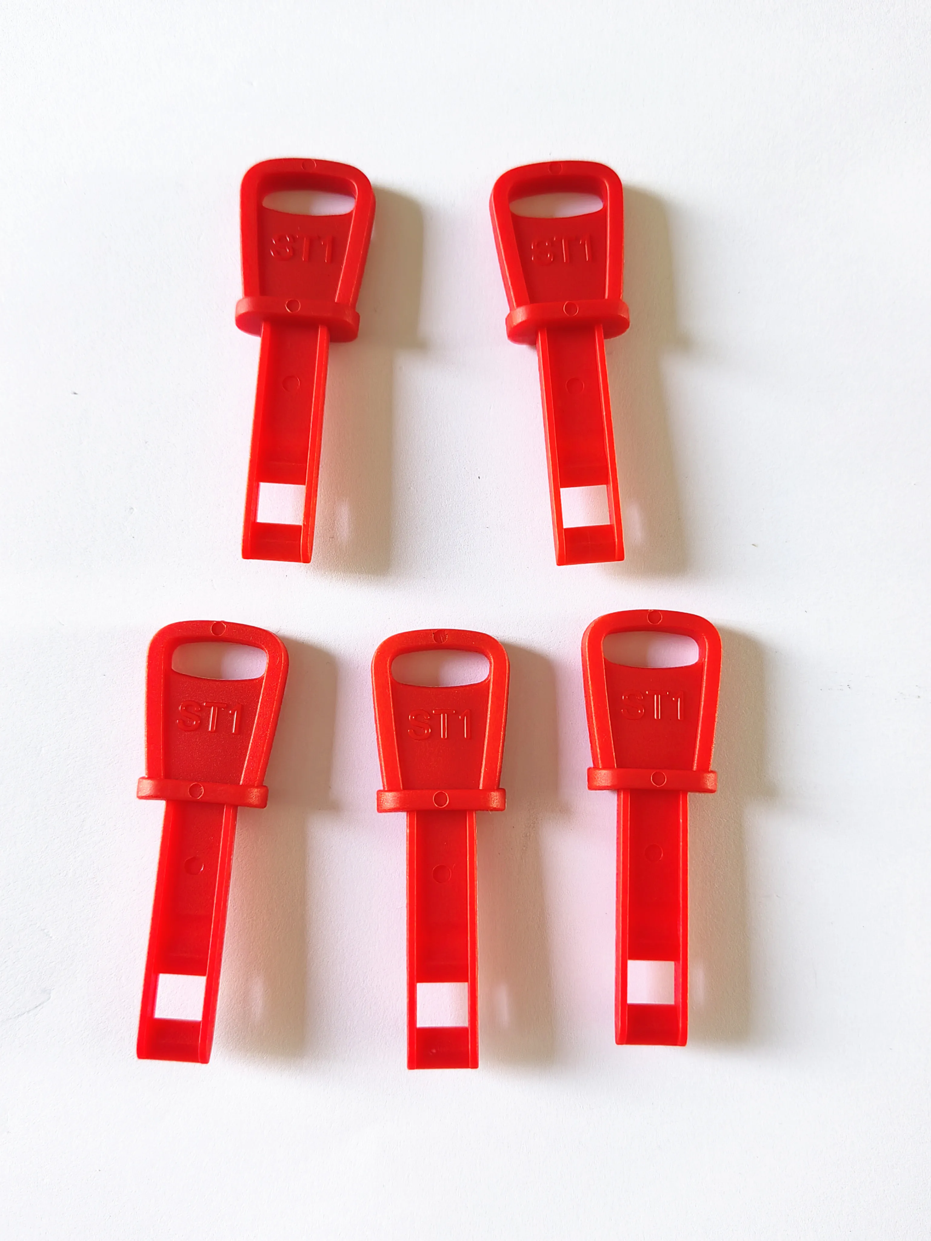 6PCS ST1 Key For Fits 07500111 731-05632 951-10630 Compatible With Ariens Craftsman Snowblowers
6PCS ST1 Key For Fits 07500111 731-05632 951-10630 Compatible With Ariens Craftsman Snowblowers