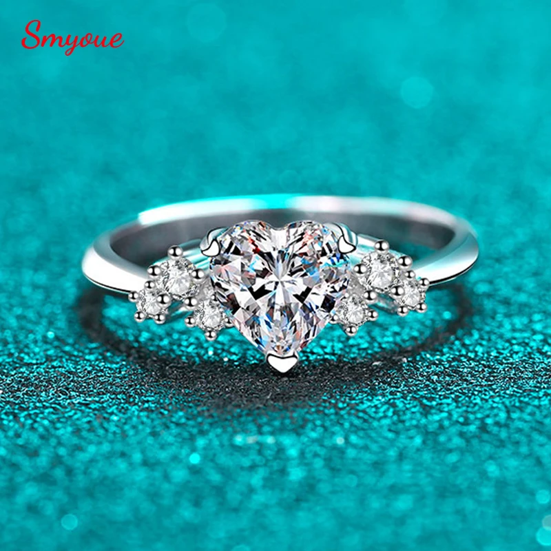 Smyoue S925 Sterling Silver Heart Cut Moissanite Ring D Color VVS1 Pass Diamond Tester Promise Band for Women Wedding Jewelry
Smyoue S925 Sterling Silver Heart Cut Moissanite Ring D Color VVS1 Pass Diamond Tester Promise Band for Women Wedding Jewelry