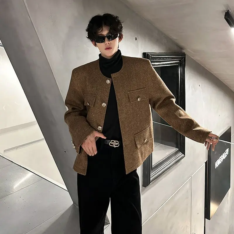 Мужская куртка из шерстяной смеси для работы, сноубординга, катания на лыжах, зимних видов спорта, отдыха и соревнований. Красивая, теплая, для холодной погоды и горных условий.
Мужская куртка из шерстяной смеси для работы, сноубординга, катания на лыжах, зимних видов спорта, отдыха и соревнований. Красивая, теплая, для холодной погоды и горных условий.