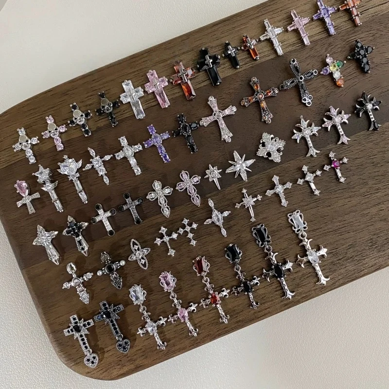 5 pcs/lot Y2K Cool Girl Metal Cross Zircon Nail Charms 3D Gothic Cross Nail Art Decorations Punk Alloy Nail Jewelry Accessories
5 pcs/lot Y2K Cool Girl Metal Cross Zircon Nail Charms 3D Gothic Cross Nail Art Decorations Punk Alloy Nail Jewelry Accessories
