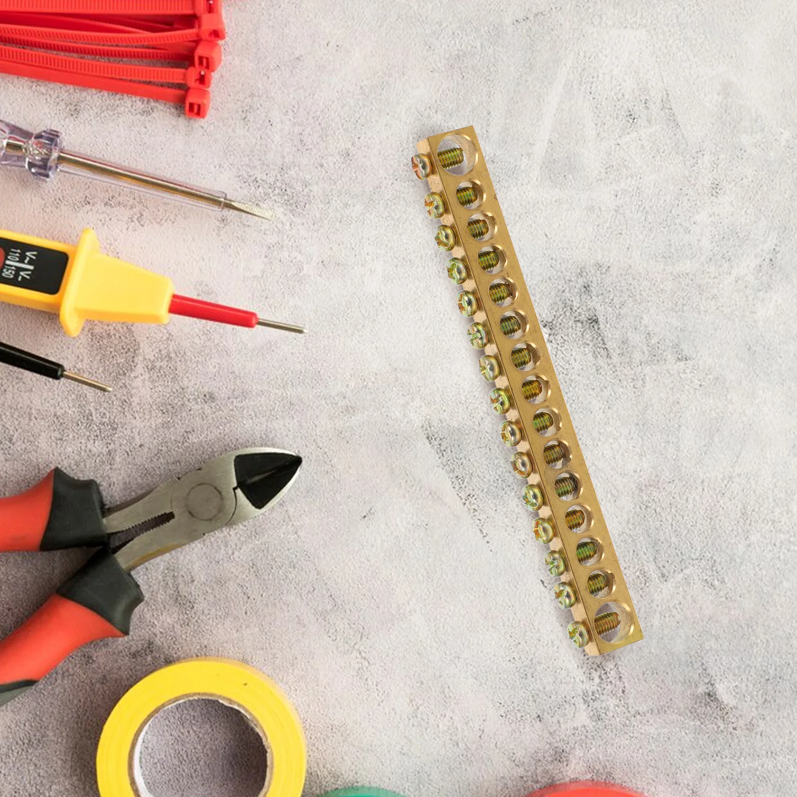 Copper Ground Busbar Kit Terminal Blocks High Power Electrical Distribution Bar Heavy Duty Connection Panel 
Copper Ground Busbar Kit Terminal Blocks High Power Electrical Distribution Bar Heavy Duty Connection Panel