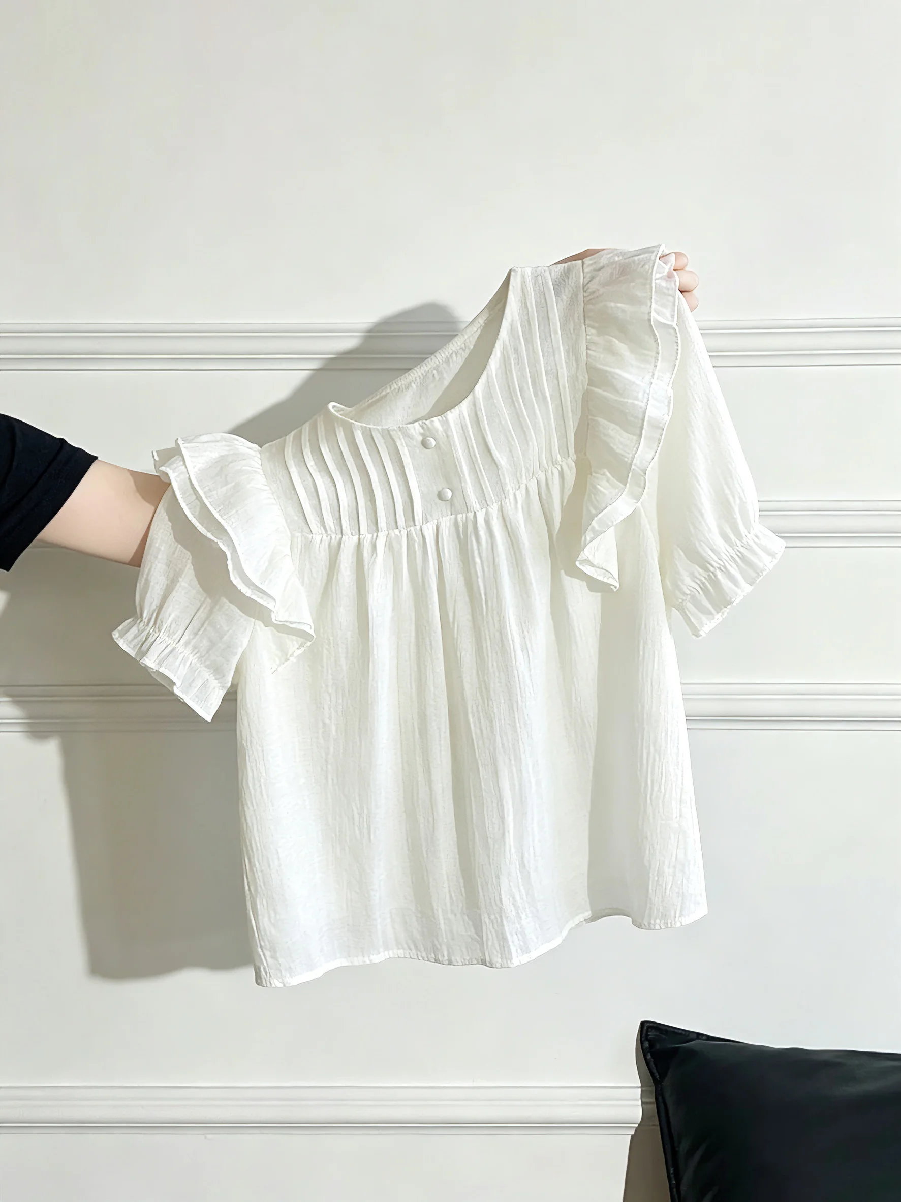 Korean Sweet Pleated Doll Shirt Casual Loose Fit Short Sleeve round Neck Color Versatile Stylish Summer Top for Both Me...
Korean Sweet Pleated Doll Shirt Casual Loose Fit Short Sleeve round Neck Color Versatile Stylish Summer Top for Both Me...