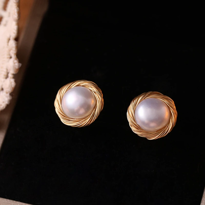Fresh Water Pearls 18k Gold Plated Woman Elegant French Style Stud Earrings Set Jewelry , Woman Ear Accessories
Fresh Water Pearls 18k Gold Plated Woman Elegant French Style Stud Earrings Set Jewelry , Woman Ear Accessories