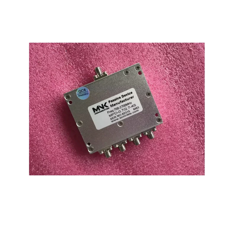 SMA Head 800-2700M Four Power Divider GPS/WIFI 0.8-2.7G One to Four Power Distribution Combiner
SMA Head 800-2700M Four Power Divider GPS/WIFI 0.8-2.7G One to Four Power Distribution Combiner