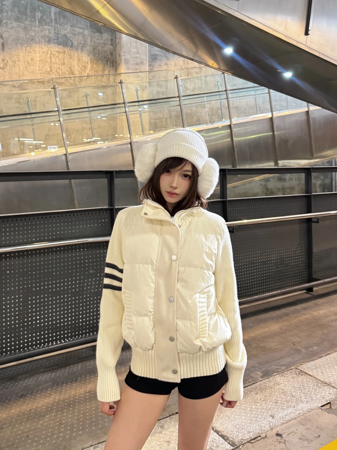 American Sle Spliced Knitted Sve down Jaet Women's Winter Warm Loose Fit Stand Collar ort Coat Retro Commute Sle
American Sle Spliced Knitted Sve down Jaet Women's Winter Warm Loose Fit Stand Collar ort Coat Retro Commute Sle