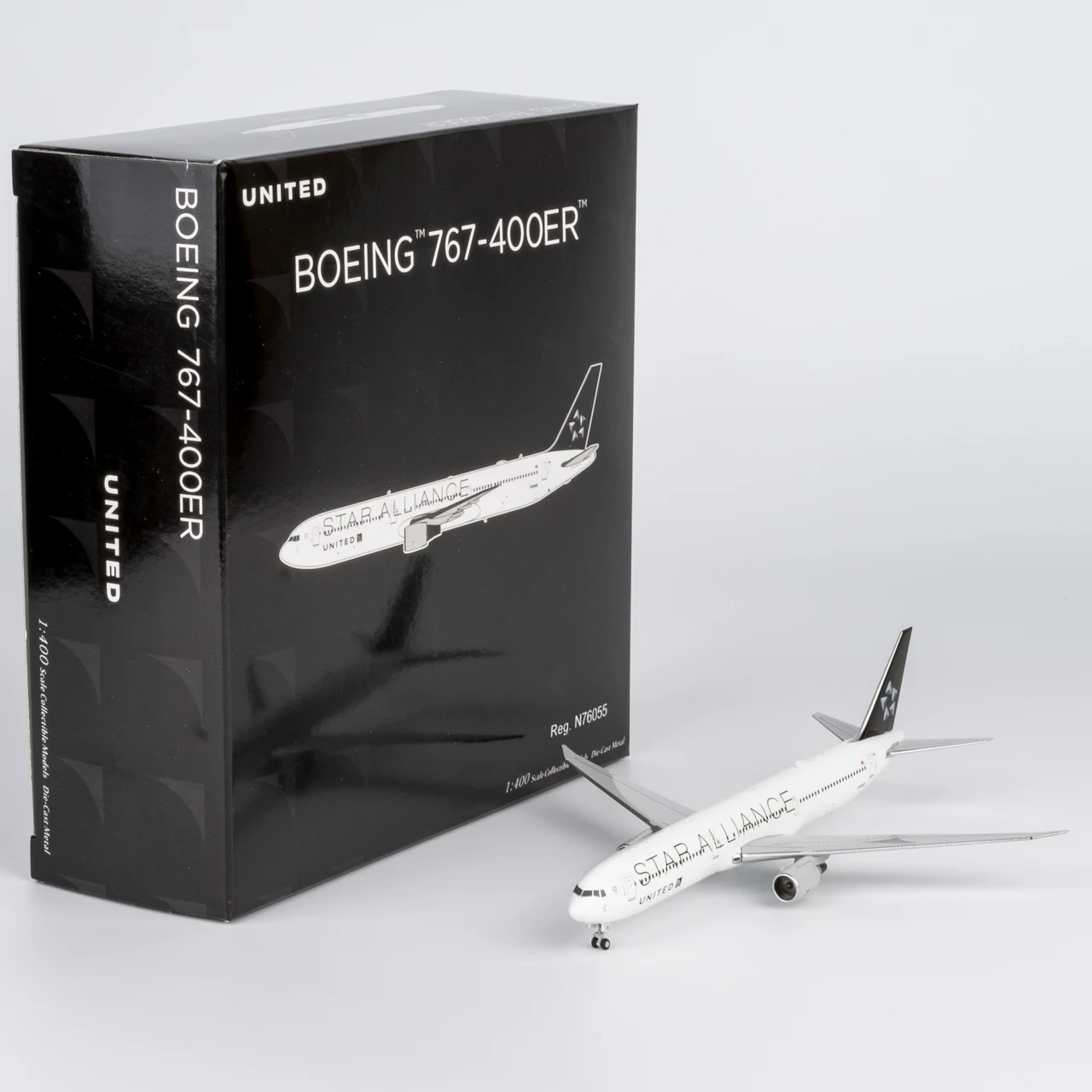18002 Alloy Collectible Plane Gift NG Models 1:400 United Airlines Boeing B767-400ER Diecast Aircraft Jet Model N76055
18002 Alloy Collectible Plane Gift NG Models 1:400 United Airlines Boeing B767-400ER Diecast Aircraft Jet Model N76055