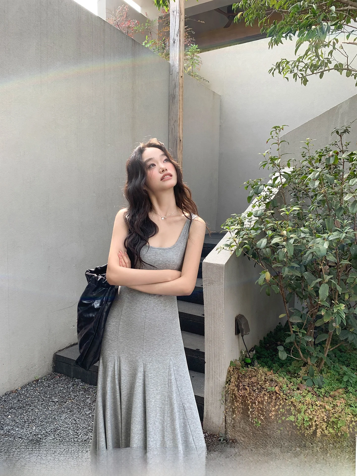 Summer New Grey Sleeveless A-Line Dress Women's Slim Fit High Waist Simple Style Long Skirt Casual Wear for Ladies in Their 20s
Summer New Grey Sleeveless A-Line Dress Women's Slim Fit High Waist Simple Style Long Skirt Casual Wear for Ladies in Their 20s