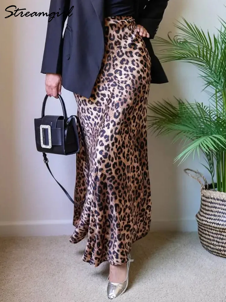 Длинная леопардовая юбка для женщин 2026 Роскошные атласные юбки Женская офисная вечеринка Коричневая юбка трапециевидной формы с высокой талией для женщин Макси Весна Лето
Длинная леопардовая юбка для женщин 2026 Роскошные атласные юбки Женская офисная вечеринка Коричневая юбка трапециевидной формы с высокой талией для женщин Макси Весна Лето