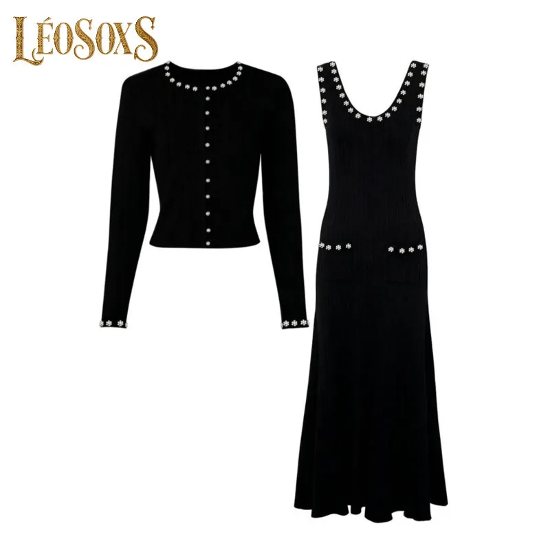 LEOSOXS Women's Knit Two-Piece Outfit Delicate Pearl Detailing On Cardigan And Midi Dress For Sophisticated Daily Style 2025
LEOSOXS Women's Knit Two-Piece Outfit Delicate Pearl Detailing On Cardigan And Midi Dress For Sophisticated Daily Style 2025