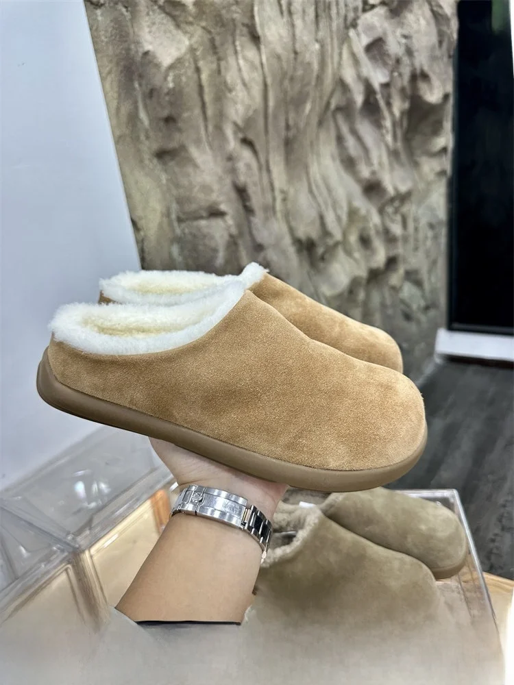 Thickened Sheepskin Leather Upper Layer Frosted Cowhide Unisex Potato Slippers Style Casual Slippers Warmth for Y...
Thickened Sheepskin Leather Upper Layer Frosted Cowhide Unisex Potato Slippers Style Casual Slippers Warmth for Y...