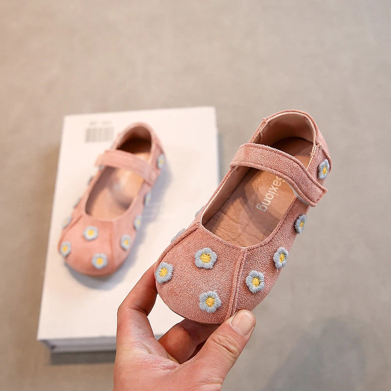 Новинка лета 2024, уличная детская кожаная обувь розового/темно-серого цвета, детская кожаная обувь с дышащей мягкой подошвой, нескользящим цветком
Новинка лета 2024, уличная детская кожаная обувь розового/темно-серого цвета, детская кожаная обувь с дышащей мягкой подошвой, нескользящим цветком