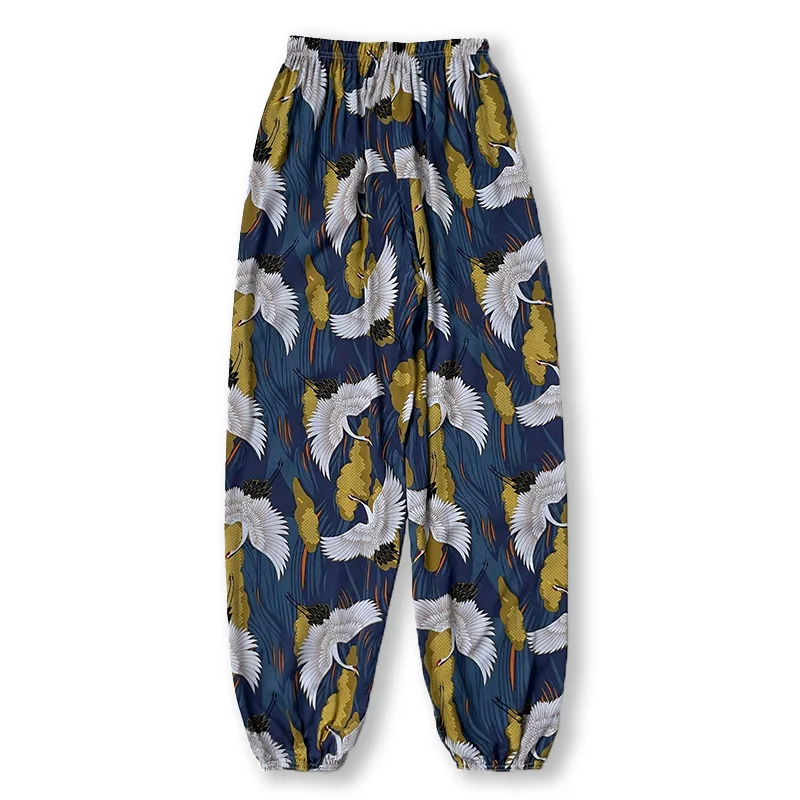 Женские тонкие свободные повседневные брюки со средней талией и принтом журавлей в китайском стиле, удобные и дышащие уличные брюки sun и mos
Женские тонкие свободные повседневные брюки со средней талией и принтом журавлей в китайском стиле, удобные и дышащие уличные брюки sun и mos