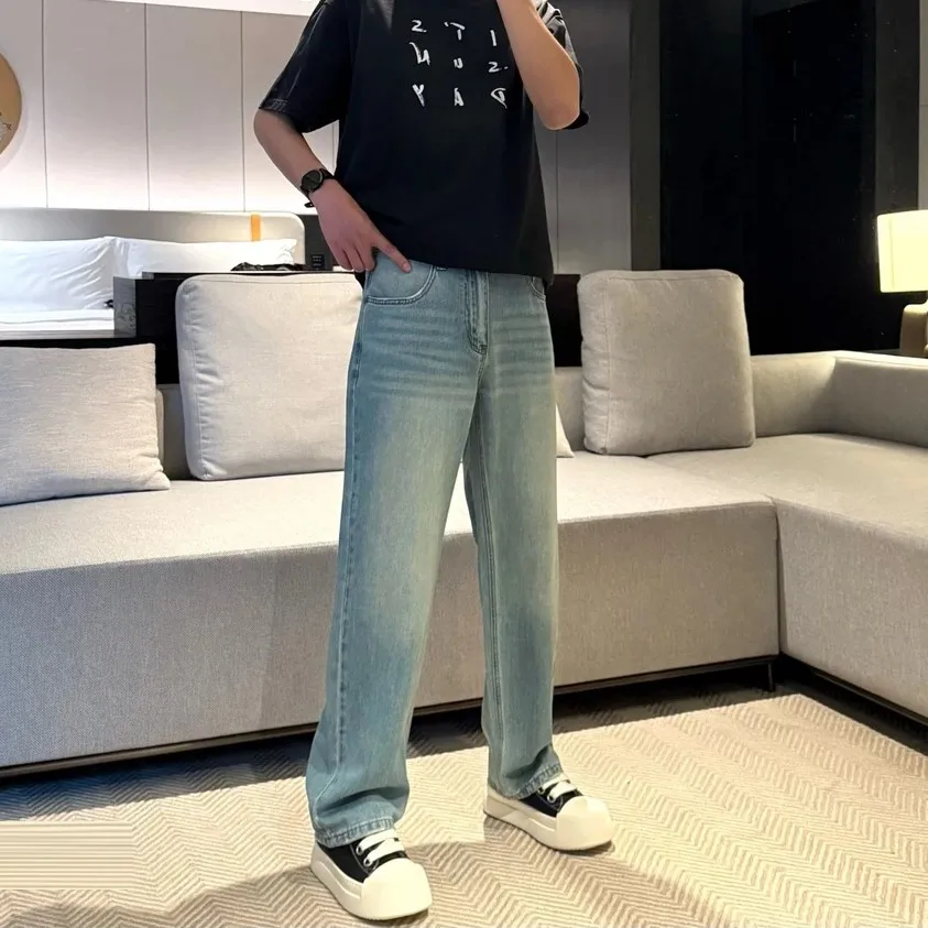 Весна-лето, новые американские ретро крутые мужские свободные прямые джинсы с высокой талией, дышащие длинные брюки, молодежные ...
Весна-лето, новые американские ретро крутые мужские свободные прямые джинсы с высокой талией, дышащие длинные брюки, молодежные ...