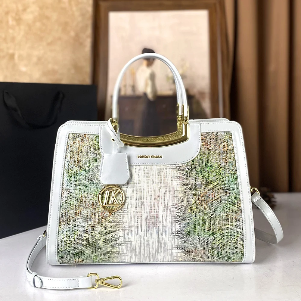 2025 new fashionable crossbody large capacity shoulder bag with high-end temperament for middle-aged mothers and women handbag
2025 new fashionable crossbody large capacity shoulder bag with high-end temperament for middle-aged mothers and women handbag