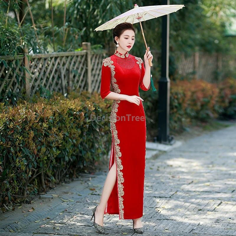 2025 trendy design sense high end temperament party qipao classical elegant velvet qipao gorgeous retro chinese cheongsam
2025 trendy design sense high end temperament party qipao classical elegant velvet qipao gorgeous retro chinese cheongsam
