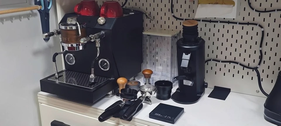 50VFE variable flow extraction double boiler rotary pump semi-automatic espresso machine
50VFE variable flow extraction double boiler rotary pump semi-automatic espresso machine