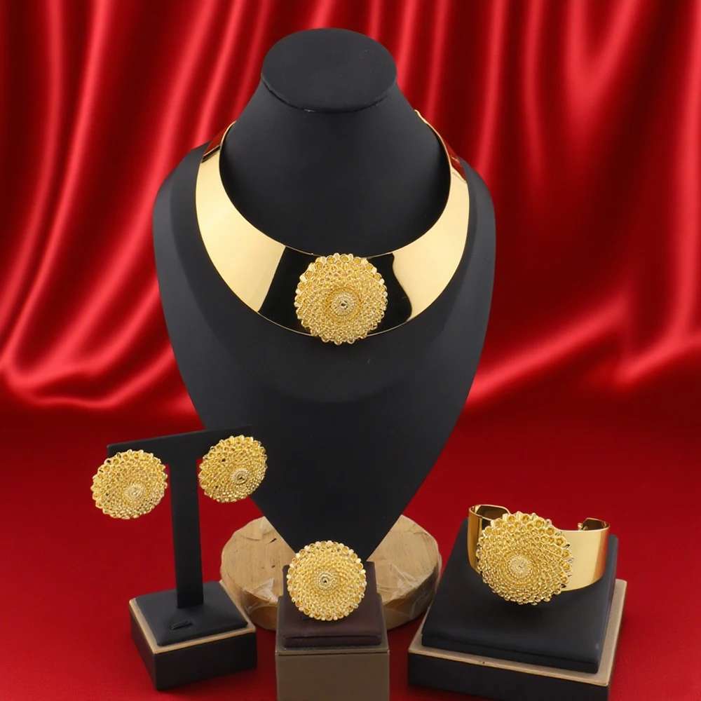 Indian Dubai Luxury Necklace Earrings Ring Bracelet Sets For Women Ethiopian Bridal Gold Color Jewelry Set Wedding
Indian Dubai Luxury Necklace Earrings Ring Bracelet Sets For Women Ethiopian Bridal Gold Color Jewelry Set Wedding