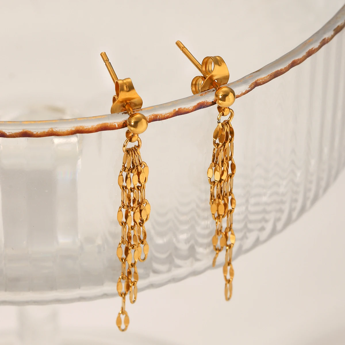 Classic18K Gold Plated Chain Tassel Earrings Hypoallergenic Waterproof Stainless Steel Women Party New Trendy Luxury Jewelry
Classic18K Gold Plated Chain Tassel Earrings Hypoallergenic Waterproof Stainless Steel Women Party New Trendy Luxury Jewelry