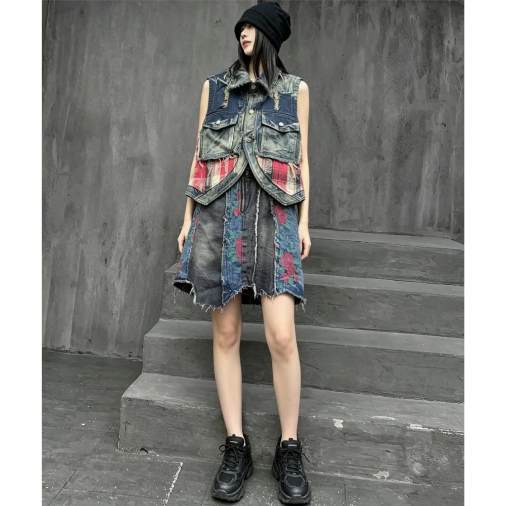 Trendy Cool Vintage Red Plaid Patchwork Denim Vest + Skirt Two-piece Set Women Summer Fashion Dress Set XY204
Trendy Cool Vintage Red Plaid Patchwork Denim Vest + Skirt Two-piece Set Women Summer Fashion Dress Set XY204