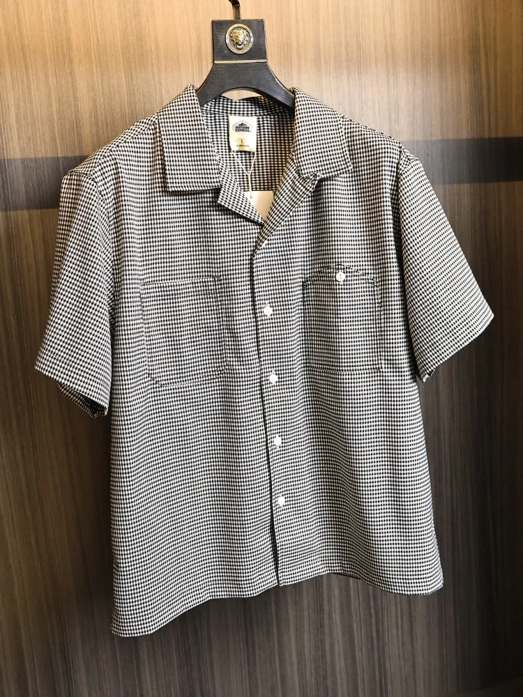 Heavyweight Drapey Anti-Wrinkle Summer Men's Vintage Cuban Collar Old Money Style Drape Short Sleeve Shirt Checkered Pattern
Heavyweight Drapey Anti-Wrinkle Summer Men's Vintage Cuban Collar Old Money Style Drape Short Sleeve Shirt Checkered Pattern