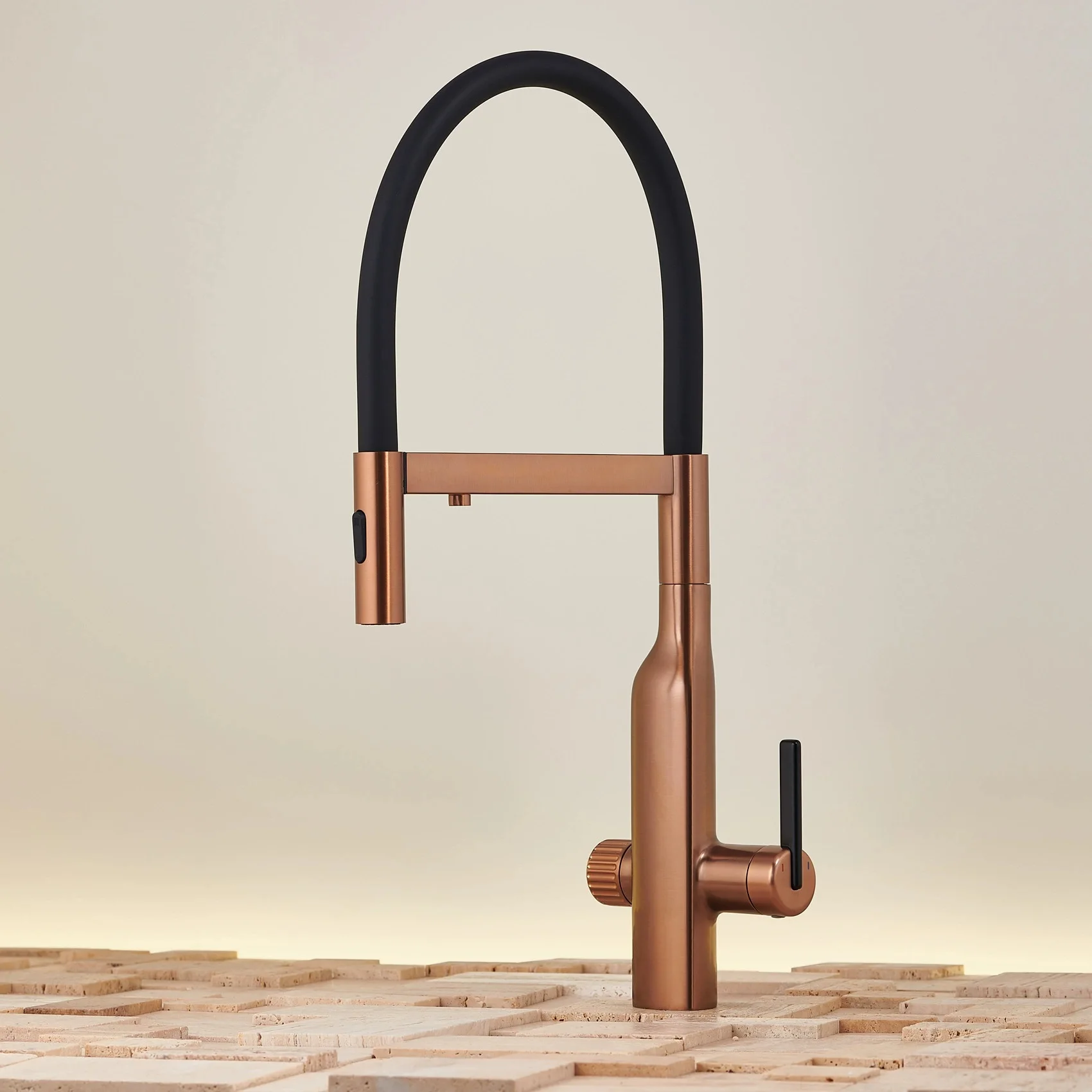 Three-in-one All-Copper kitchen Faucet Hot and Cold Water Purifier 360° Swivel Pull-out Sink Faucet for Washing Vegetables Taps
Three-in-one All-Copper kitchen Faucet Hot and Cold Water Purifier 360° Swivel Pull-out Sink Faucet for Washing Vegetables Taps