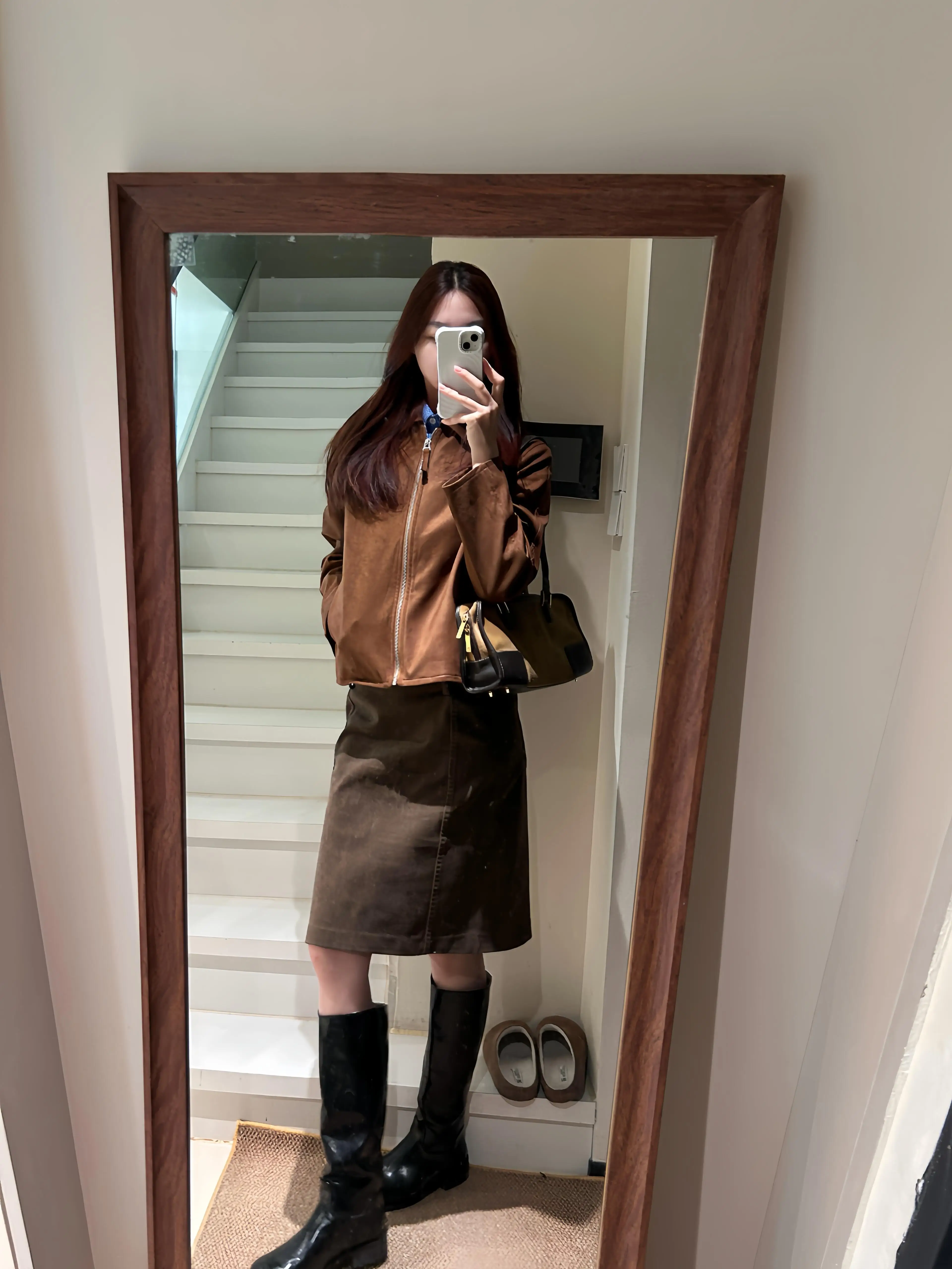 Retro Suede High Waist A-Line Skirt Women's Spring Autumn New American Style Commuter Deer Skin Straight Cut Skirt
Retro Suede High Waist A-Line Skirt Women's Spring Autumn New American Style Commuter Deer Skin Straight Cut Skirt