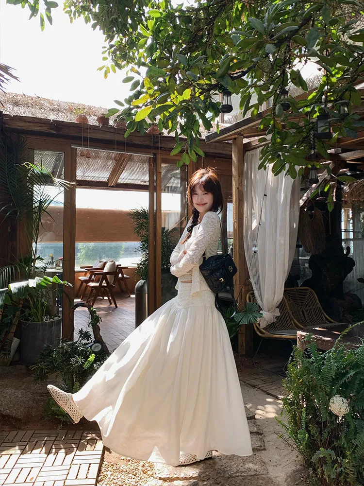 Xiao Jun Jun Britney Lotus Flower Embroidery 3PC Set Lace Trim Halter Neck Open Cardigan Splice Skirt Polyester Fiber
Xiao Jun Jun Britney Lotus Flower Embroidery 3PC Set Lace Trim Halter Neck Open Cardigan Splice Skirt Polyester Fiber