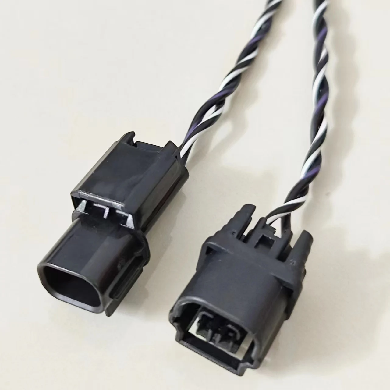 Подходит для нового штекера сабвуфера H onda Fengfan Haoying Civic CRV Lingpai Fit Snail Horn Bose
Подходит для нового штекера сабвуфера H onda Fengfan Haoying Civic CRV Lingpai Fit Snail Horn Bose