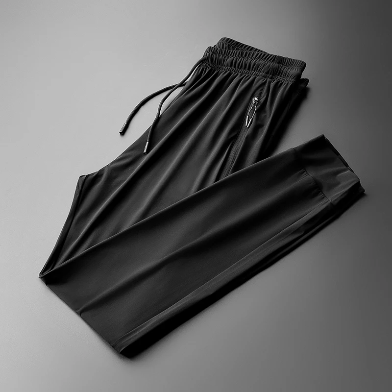 Рекомендуемые мужские спортивные повседневные брюки: дышащие, влагоотводящие, с защитой от скатывания, летние, новые, прямого кроя, длинные.
Рекомендуемые мужские спортивные повседневные брюки: дышащие, влагоотводящие, с защитой от скатывания, летние, новые, прямого кроя, длинные.