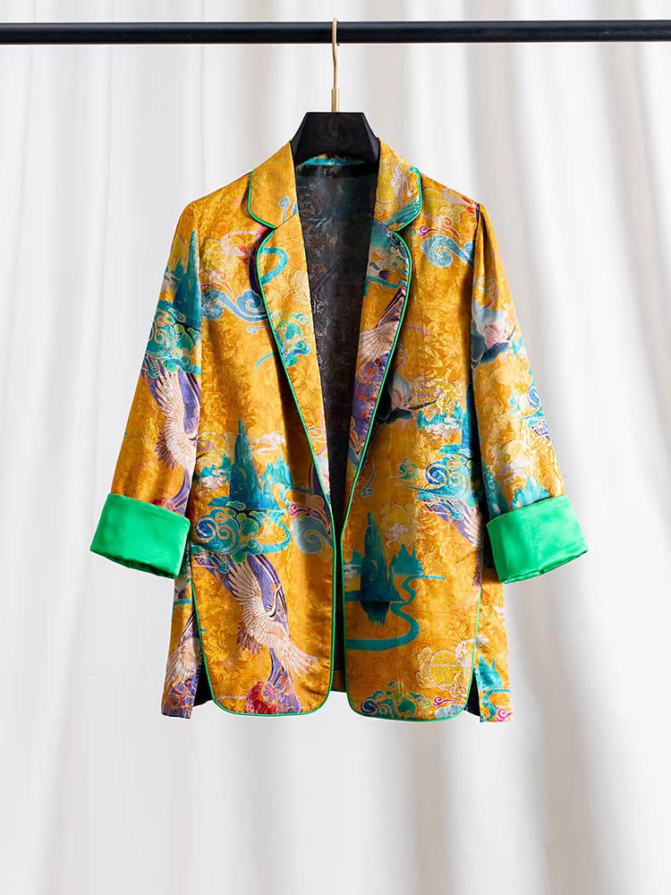 Chinese style silk embroidery high-end jacket The new hanfu style is comfortable, soft, breathable and luxurious outerwear
Chinese style silk embroidery high-end jacket The new hanfu style is comfortable, soft, breathable and luxurious outerwear