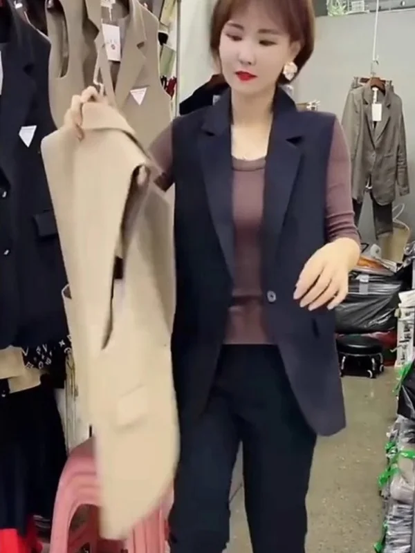 Модный женский костюм для похудения, жилет, весенне-осенний новый костюм маленького размера на пуговицах, повседневная удобная верхняя одежда с v-образным вырезом
Модный женский костюм для похудения, жилет, весенне-осенний новый костюм маленького размера на пуговицах, повседневная удобная верхняя одежда с v-образным вырезом