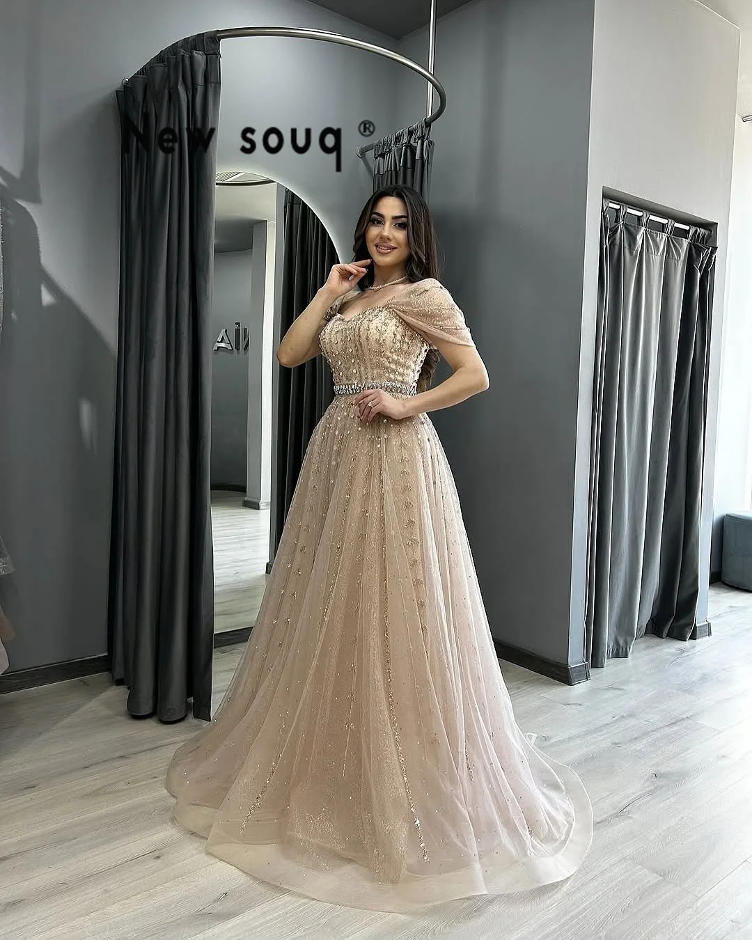 2025 Aso Ebi Crystals A Line Prom Dresses Arabic Evening Formal Party Second Reception Birthday Engagement Gowns Robe Customized
2025 Aso Ebi Crystals A Line Prom Dresses Arabic Evening Formal Party Second Reception Birthday Engagement Gowns Robe Customized