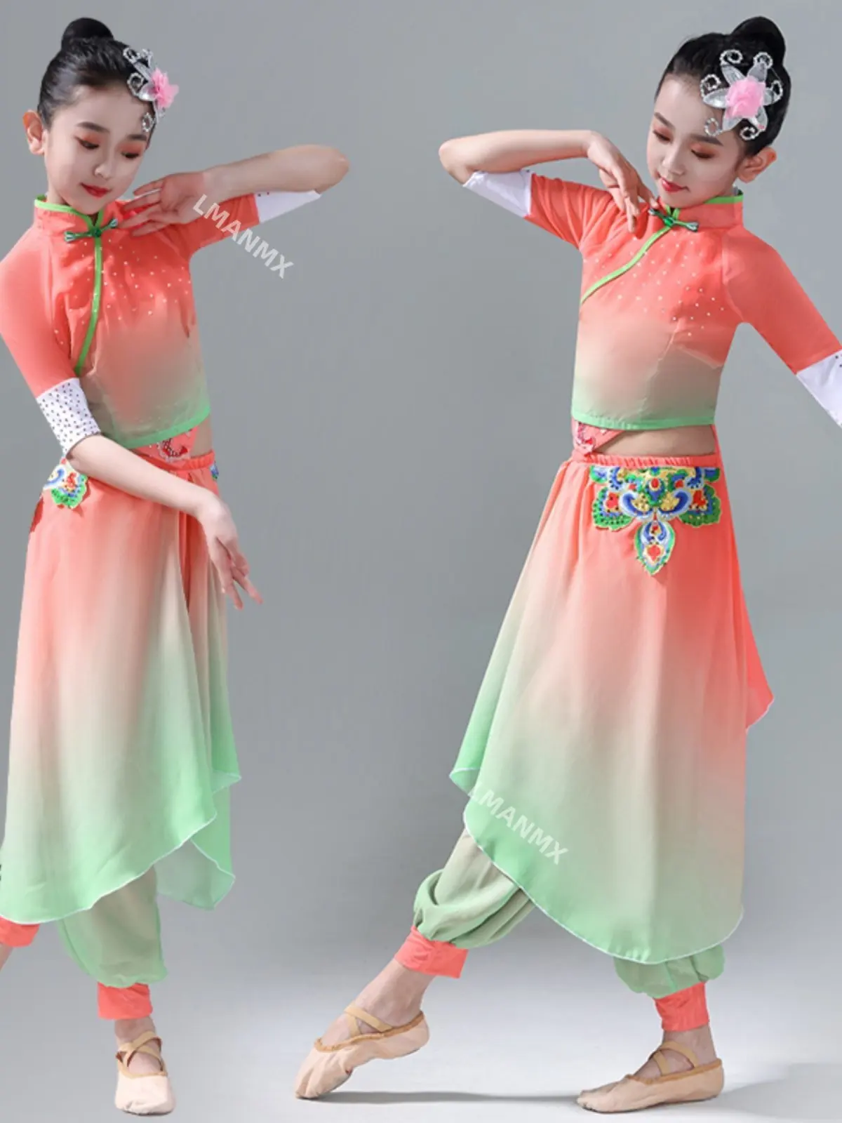 Новый детский костюм для классического танца: танец с зонтиками, танец сбора чая
Новый детский костюм для классического танца: танец с зонтиками, танец сбора чая