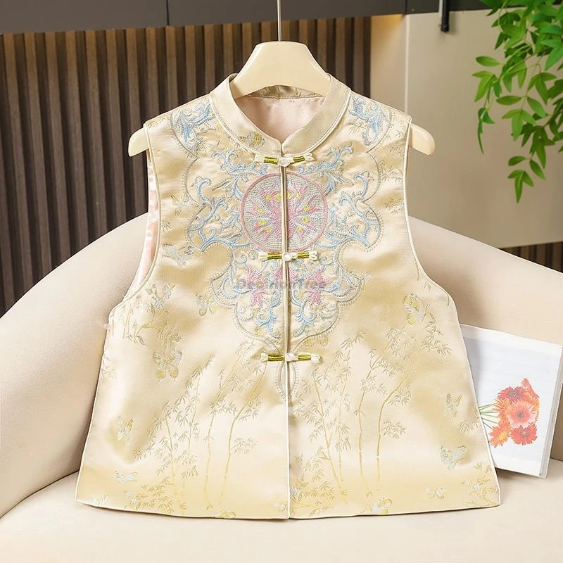 2025 new style traditional chinese jacquard stand-up collar sleeveless embroidered vest retro elegant casual waistcoat vest top
2025 new style traditional chinese jacquard stand-up collar sleeveless embroidered vest retro elegant casual waistcoat vest top