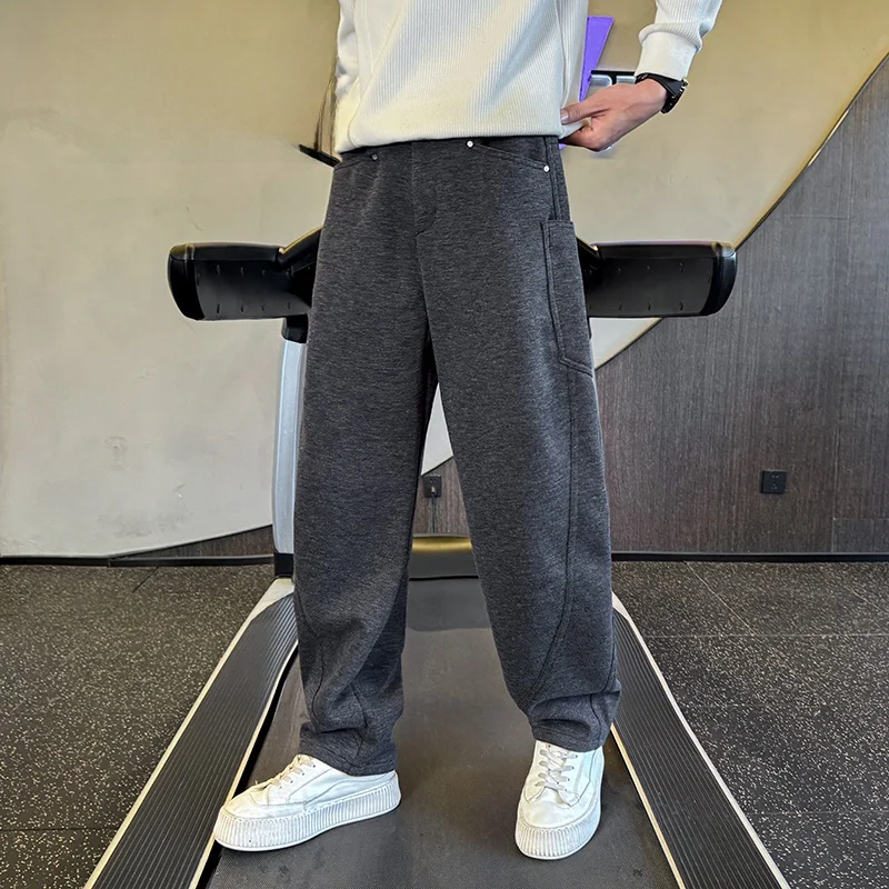 Повседневные трикотажные спортивные брюки с эластичным поясом из нейлона, полиэстера и шерсти, удобные прямые длинные брюки для молодых мужчин
Повседневные трикотажные спортивные брюки с эластичным поясом из нейлона, полиэстера и шерсти, удобные прямые длинные брюки для молодых мужчин