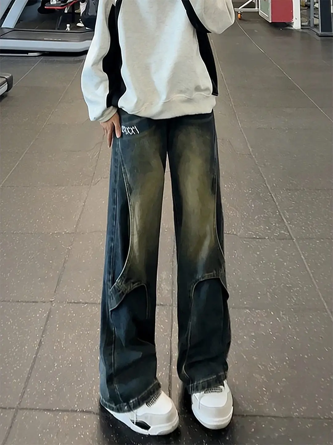 Retro Blue Deconstructed Straight Leg Men's Jeans Trendy American High Street Design Sensation Workwear Pants
Retro Blue Deconstructed Straight Leg Men's Jeans Trendy American High Street Design Sensation Workwear Pants