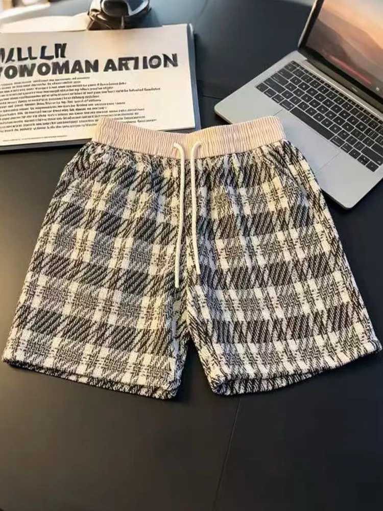 Preppy Contrast Color Knitted Plaid Shorts Men's Outdoor Holiday Beach Elastic Waist Loose Fit Teen Summer Fashion Shorts
Preppy Contrast Color Knitted Plaid Shorts Men's Outdoor Holiday Beach Elastic Waist Loose Fit Teen Summer Fashion Shorts