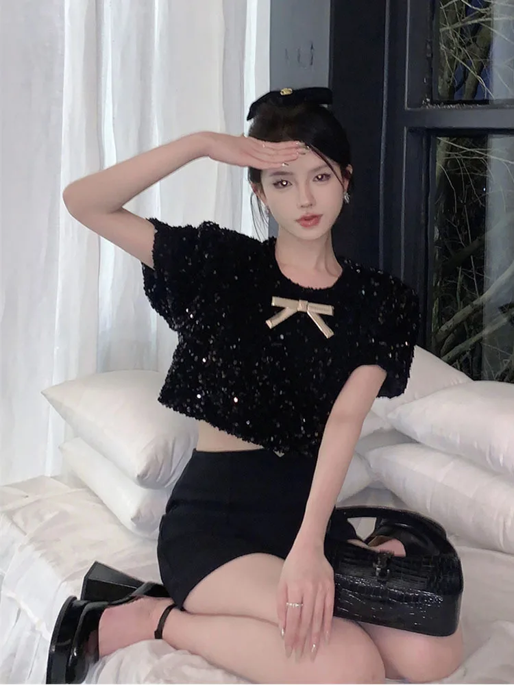 Patchwork Sequins Bow T Shirts For Women Round Neck Short Sleeve Casual Loose T Shirt Female Fashion Clothing 2023
Patchwork Sequins Bow T Shirts For Women Round Neck Short Sleeve Casual Loose T Shirt Female Fashion Clothing 2023
