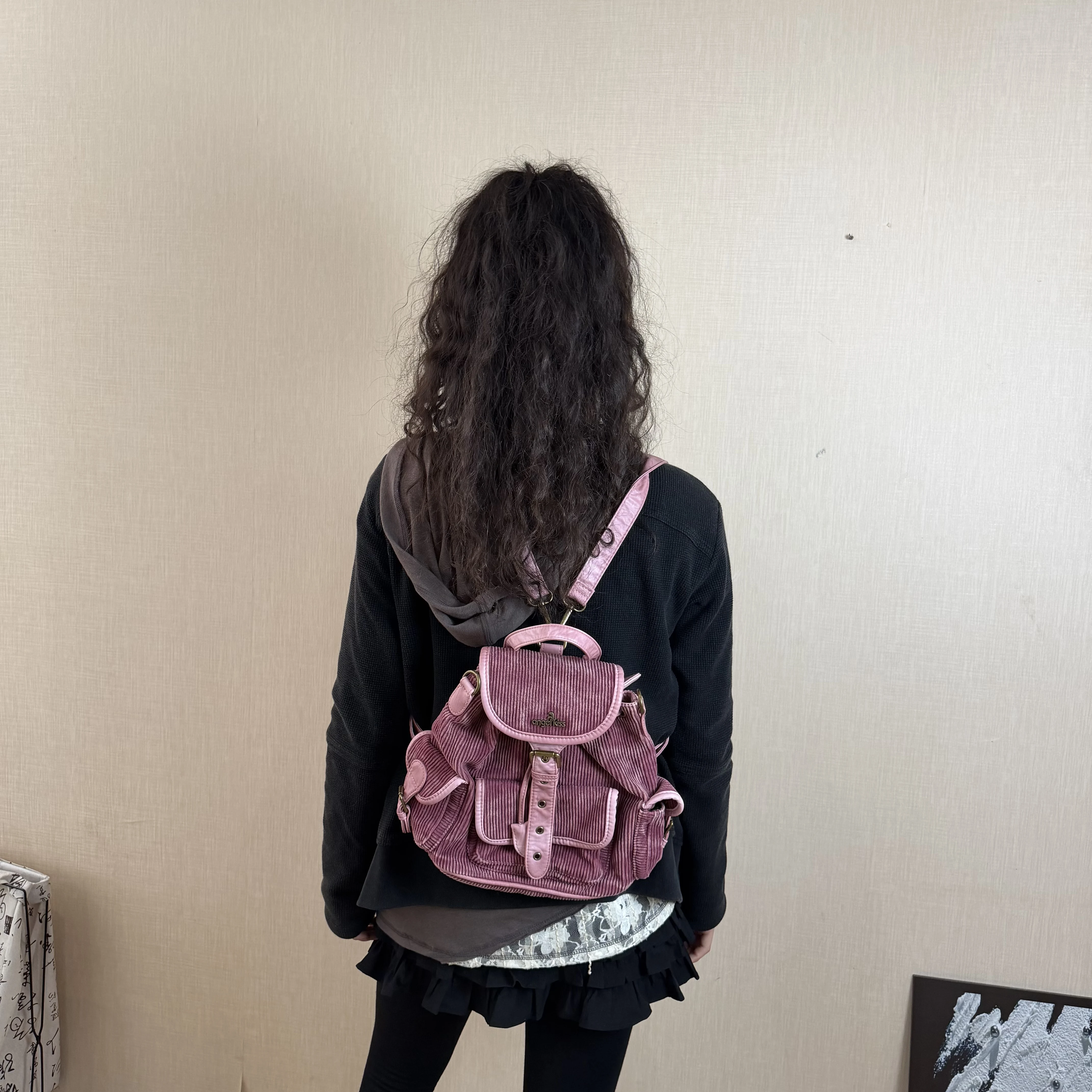 Designer Brand Сумка Женская Retro Corduroy Backpack Women Flip Backpack Fashion School Bags for Women
Designer Brand Сумка Женская Retro Corduroy Backpack Women Flip Backpack Fashion School Bags for Women